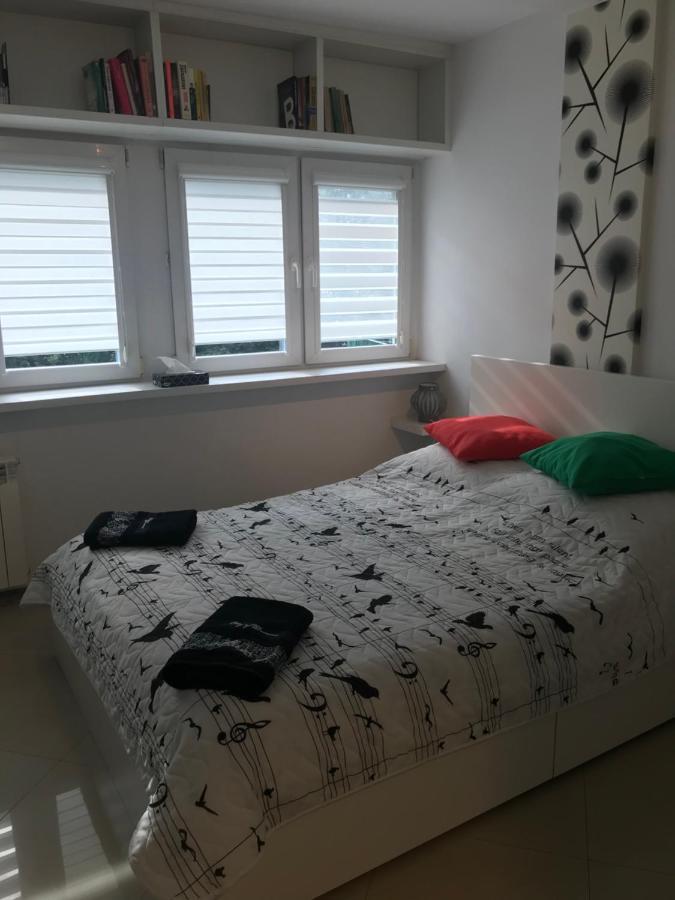 Kazimir Apartament Lodz Екстериор снимка